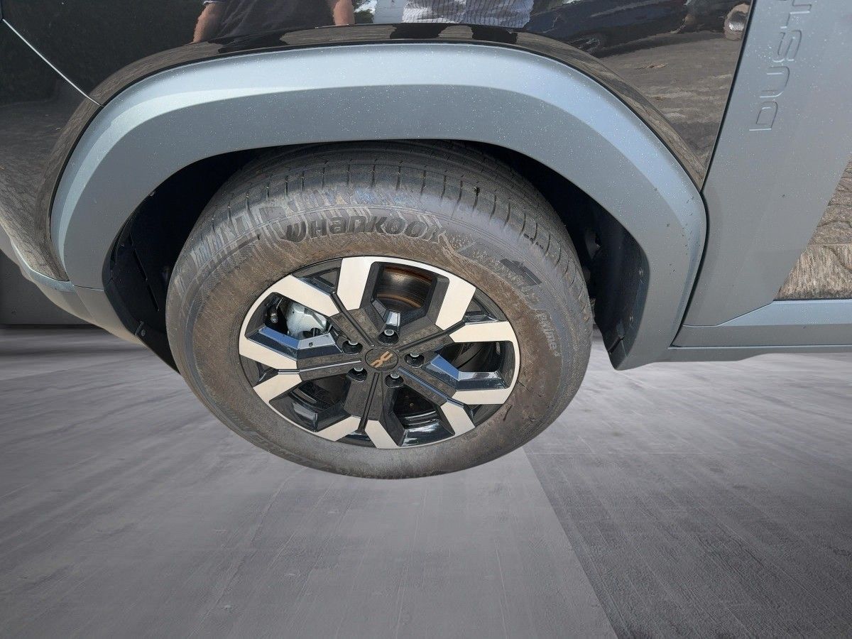 Dacia Duster E-TECH Hybrid 140 Extreme - Samsaru's Car Outlet