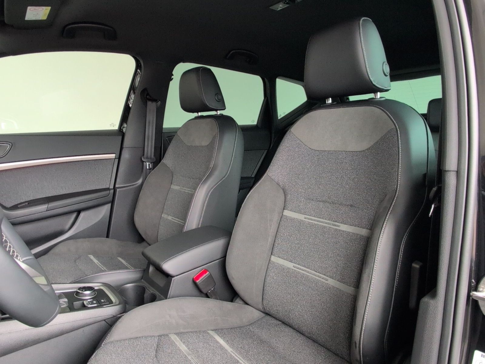 Seat Ateca 2.0 TDI DSG XPERIENCE Pa.:XL AHK-schw Navi