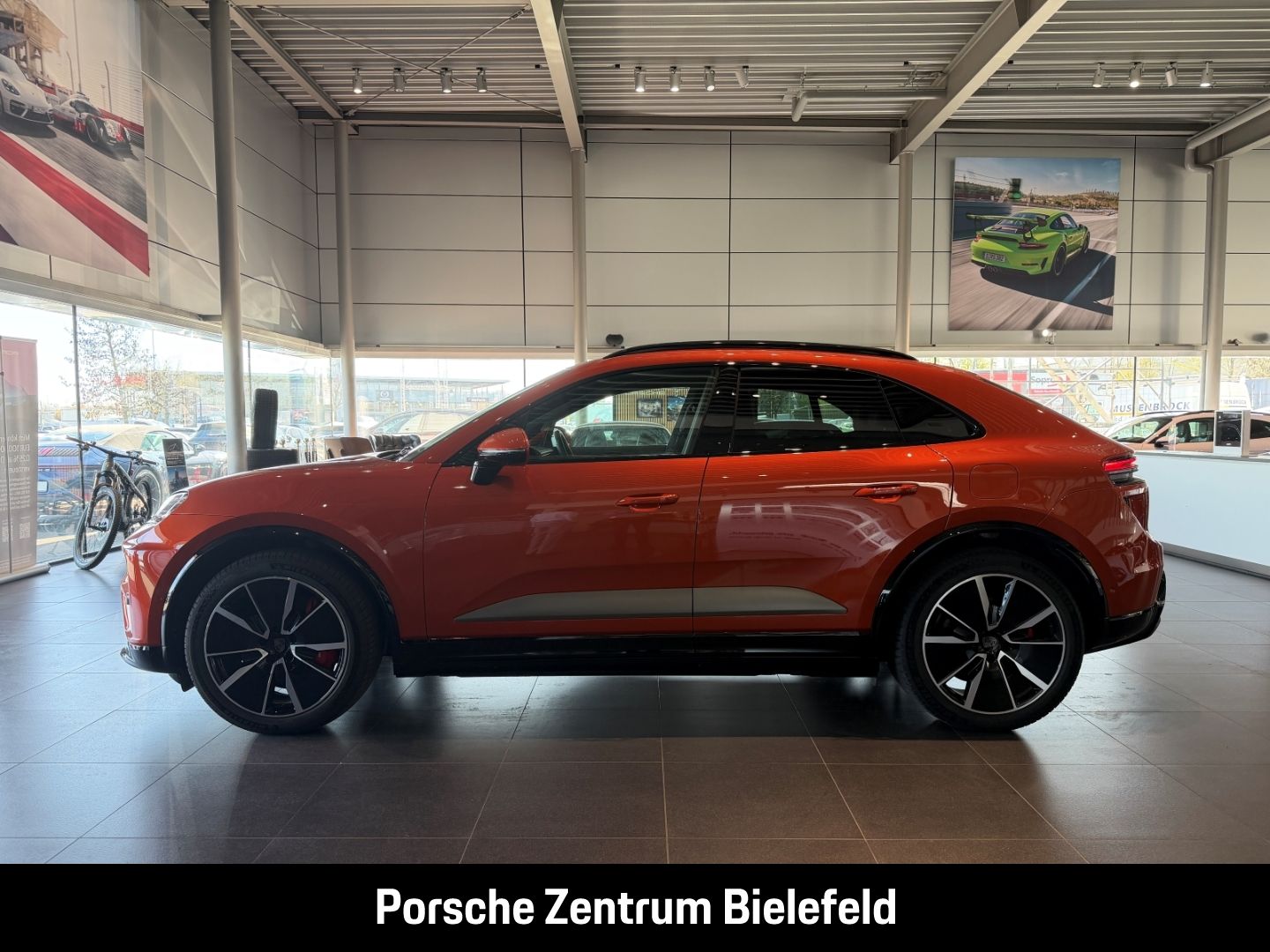 Porsche Macan Turbo HA-Lenkung InnoDrive Surround-View