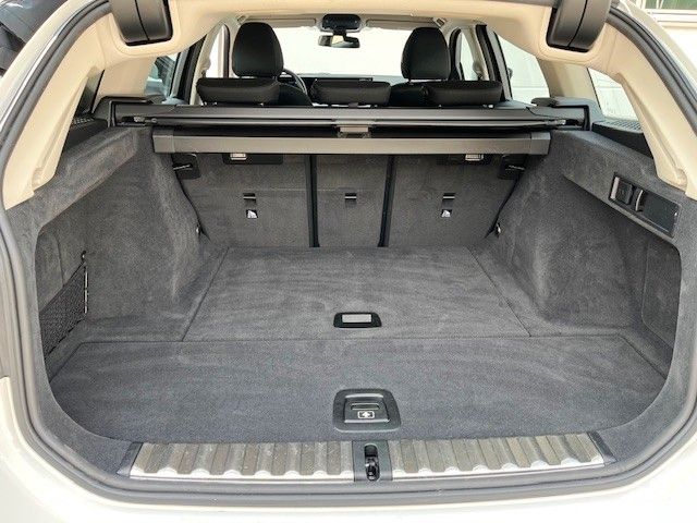 BMW 320i Touring Harman/Kardon,Kamera,Head-Up,ACC