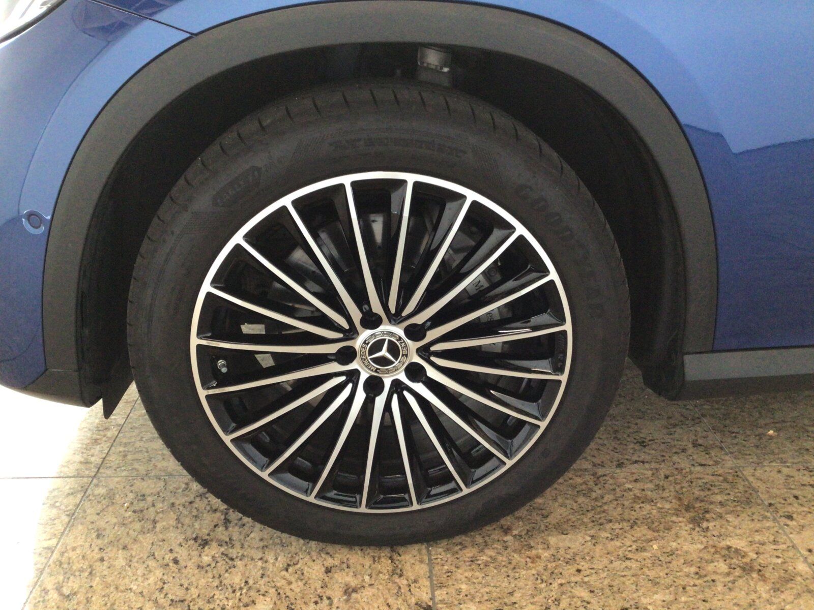 Mercedes-Benz GLC 300 d 4M AMG Line Advanced Plus/AHK/Pano/20'