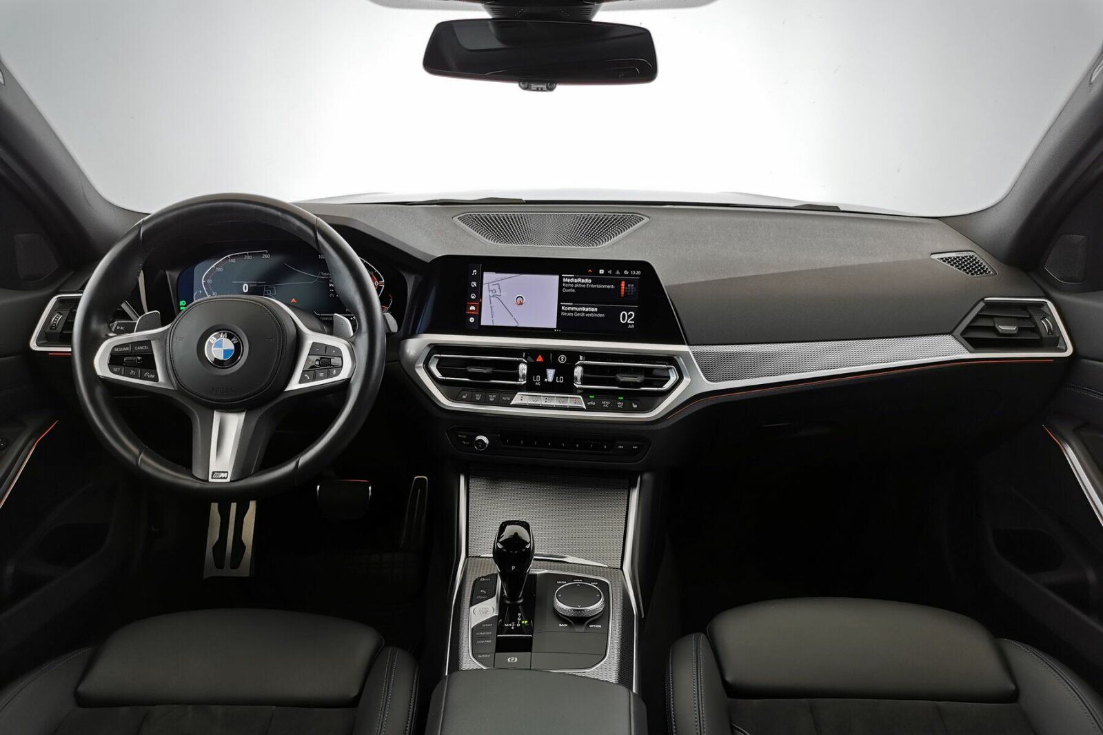 BMW 320i M Sport - Samsaru's Car Outlet