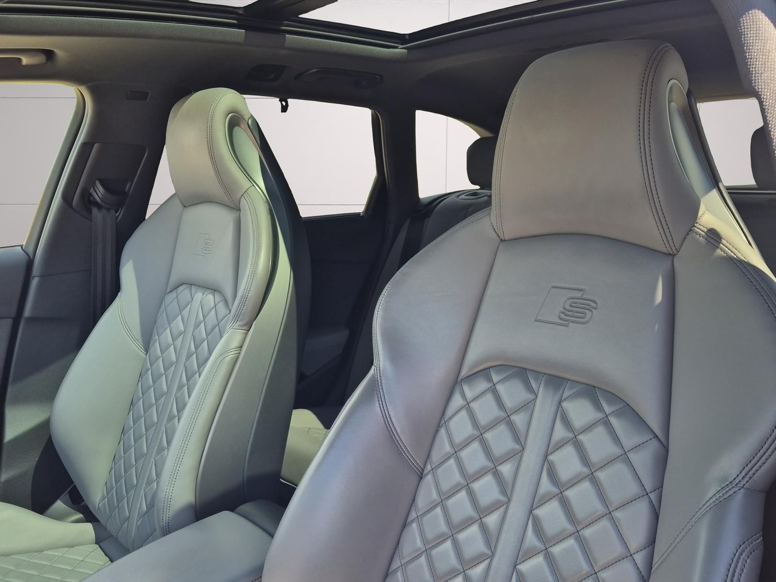 Audi A4 3.0 V6 24V 50 TDI QUATTRO S-LINE*ST.HZG*PANO*