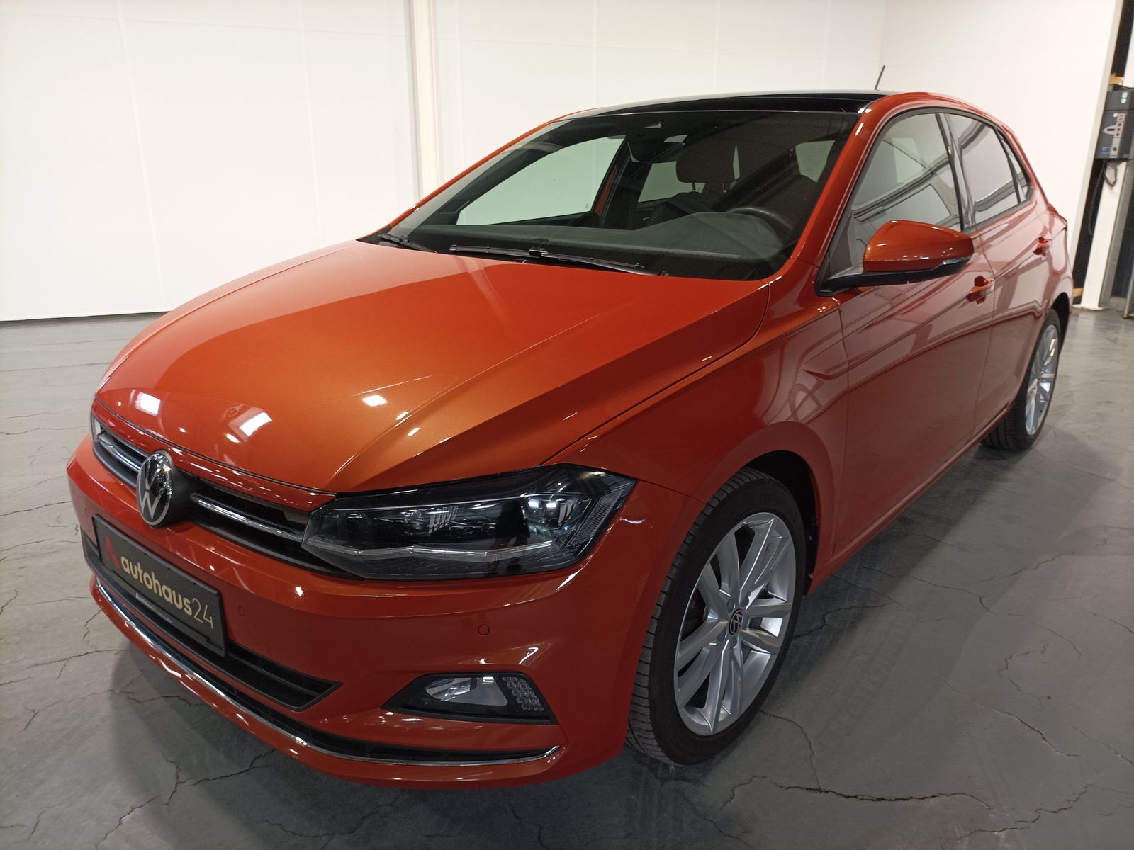 Volkswagen Polo 1.5 TSI Highline - Samsaru's Car Outlet