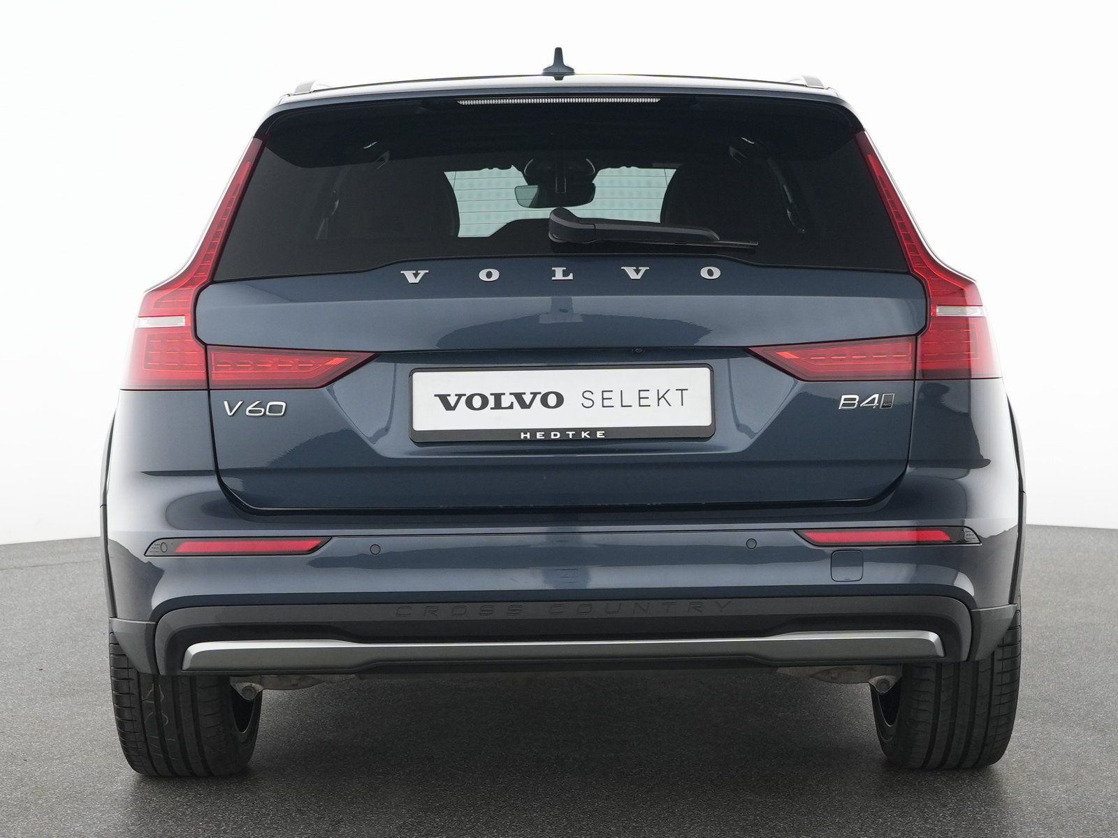 Volvo V60 CC B4 AWD Ultimate SONDERFINANZIERUNG 1,99%*