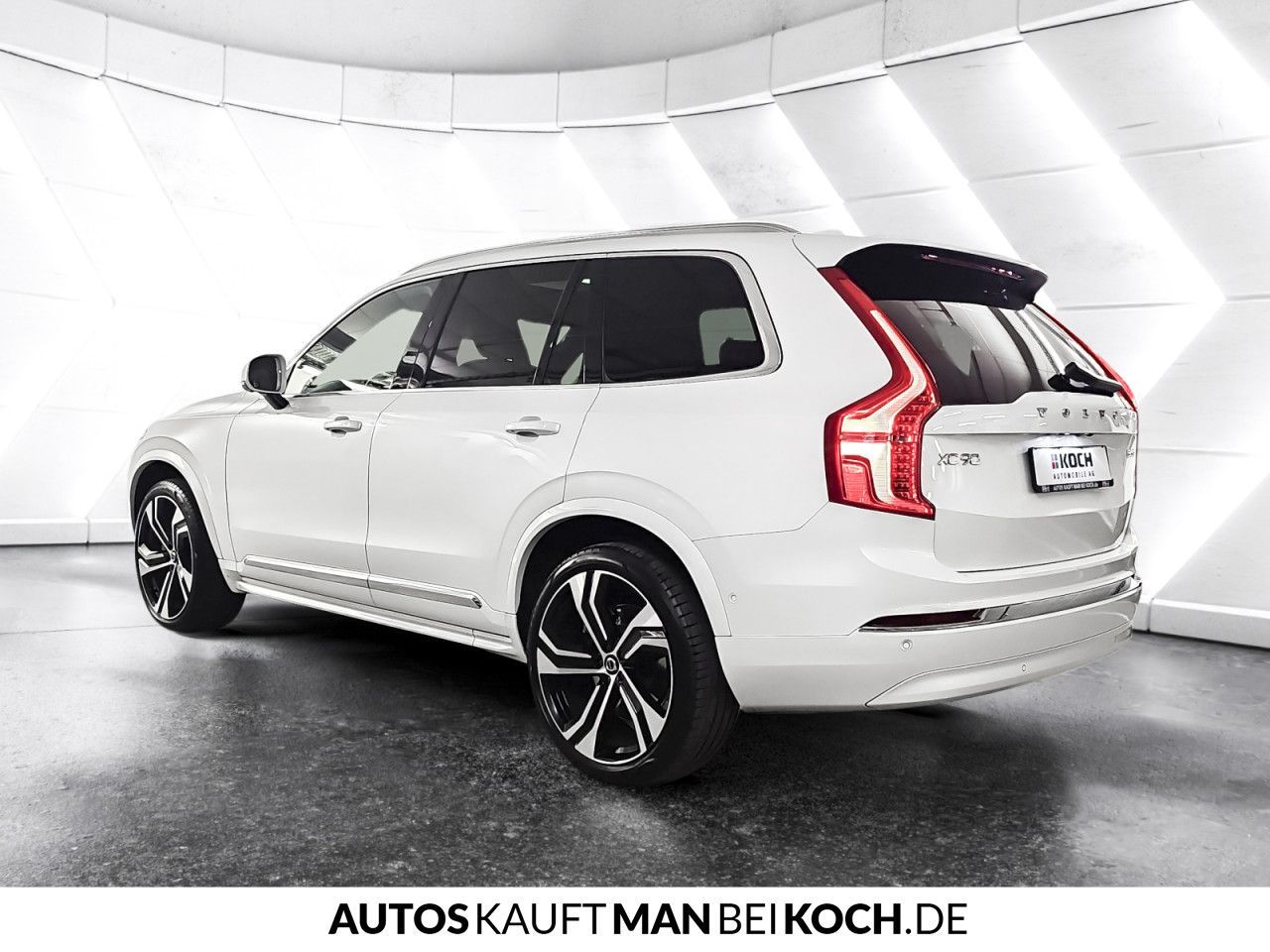 Volvo XC90 B5 AWD UltimateBright PANO AHK STHz 360 HUD