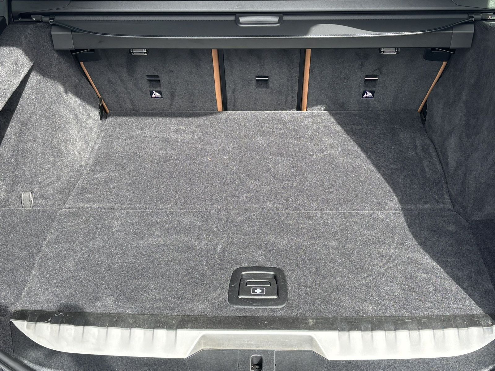 BMW 330e xDrive TOURING M SPORT AHK PANO AKUSTIK  E-