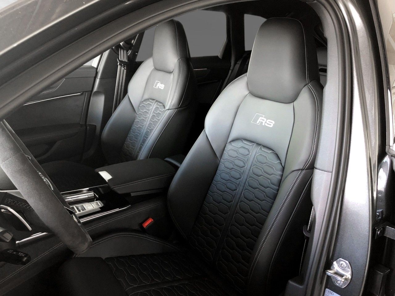 Audi RS 6 Avant tiptronic B&O+MATRIX+SITZHEIZUNG+RS