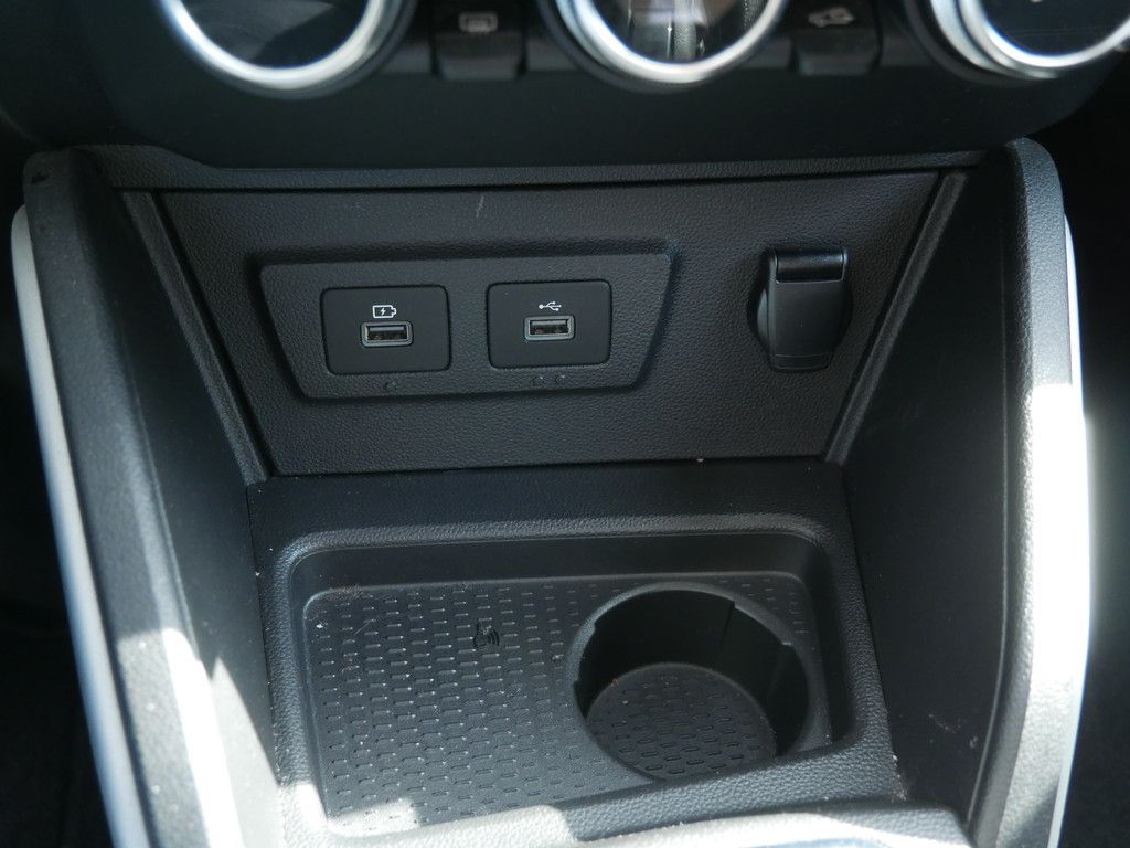 Dacia Duster Prestige TCe 150 EDC 2WD - Samsaru's Car Outlet