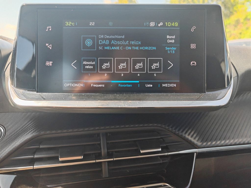 Peugeot 2008 e-2008 ELEKTRO - Samsaru's Car Outlet