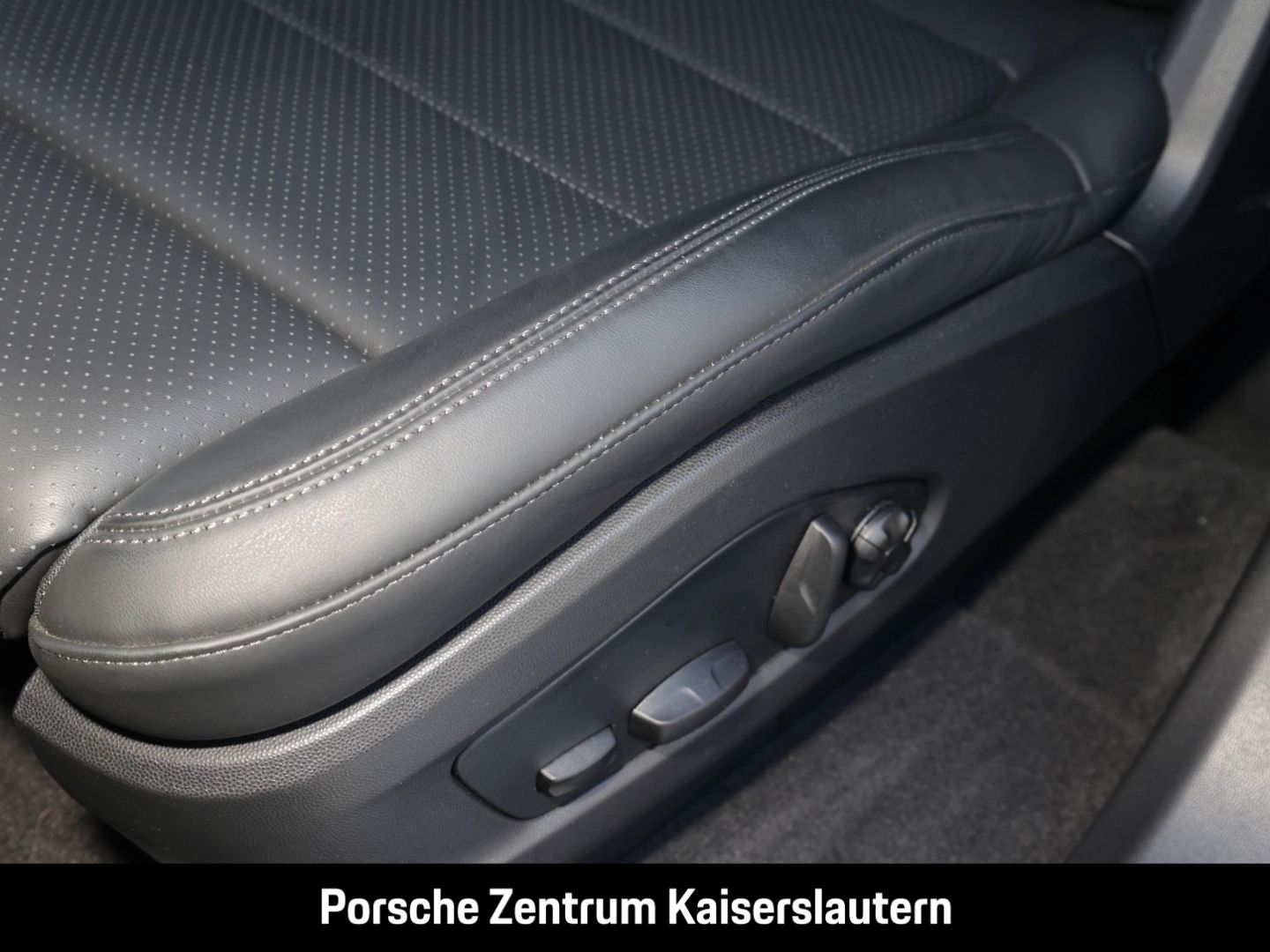 Porsche Macan BOSE LED-Matrix InnoDrive Surround-View