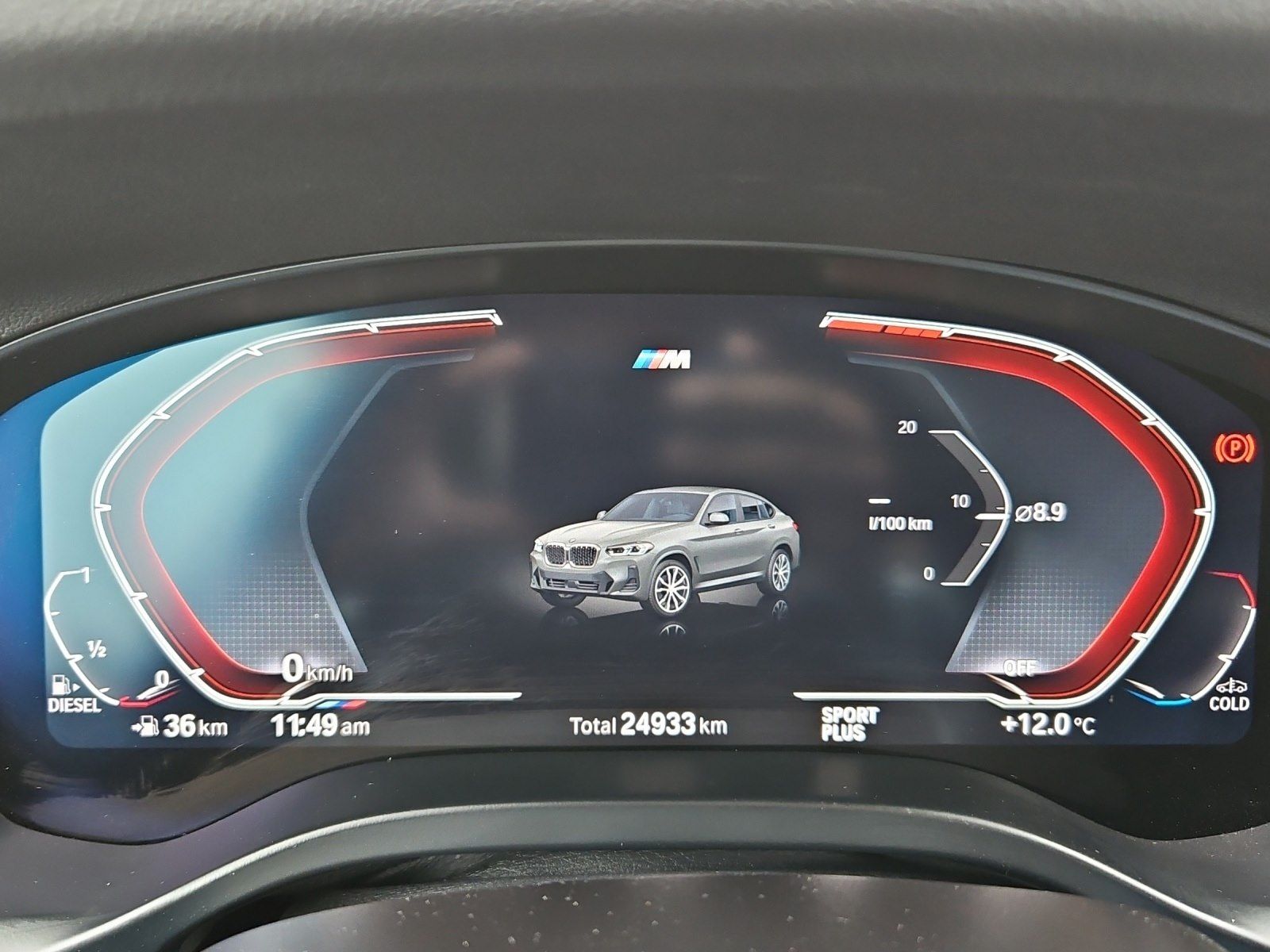 BMW X4 xDrive30d M SPORT / AHK/ 20" Alu/ Aktiver Tem