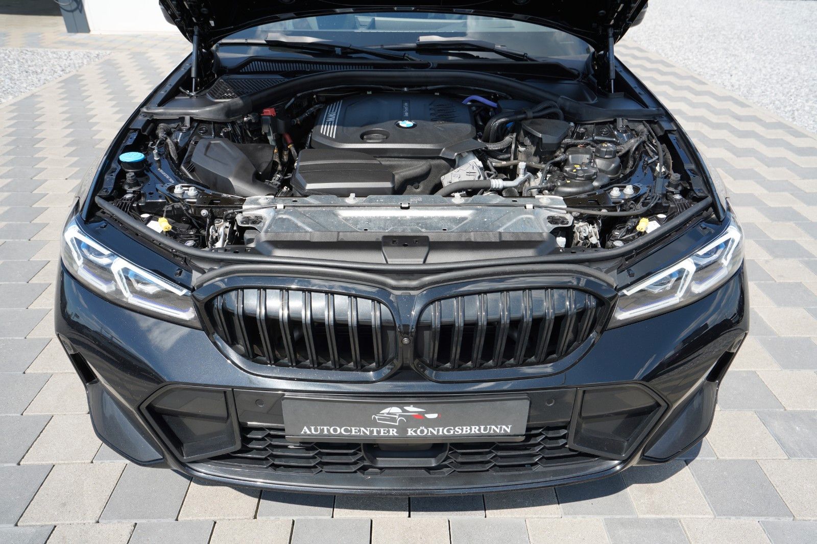 BMW 320d*xDrive*M Sport*H&K*Schiebedach*STHZ*360°*