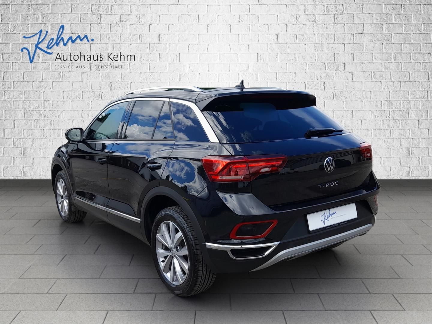 Volkswagen T-ROC Style 1.5 TSI - Samsaru's Car Outlet