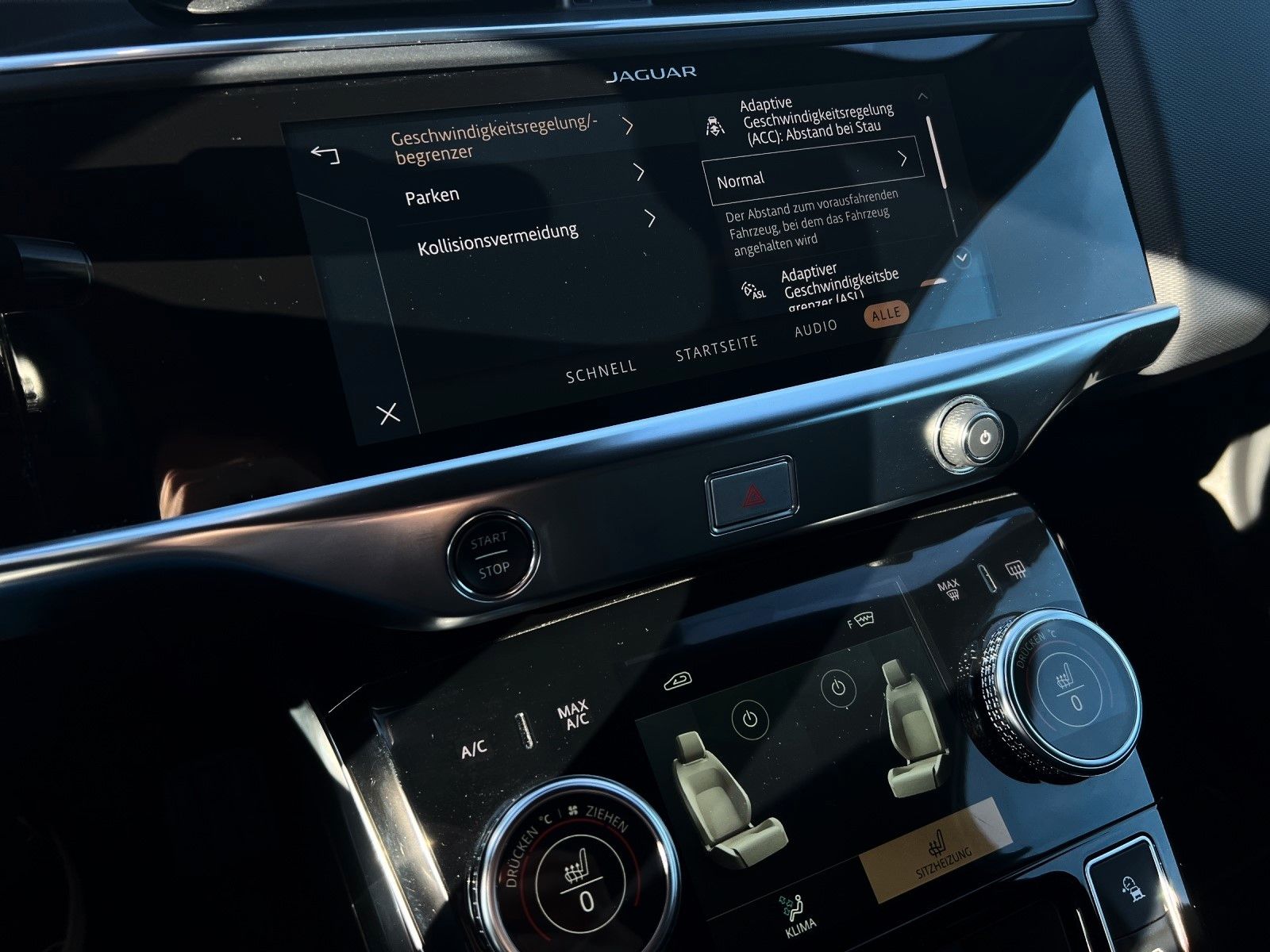 Jaguar I-Pace EV400 S/Panorama/Keyless