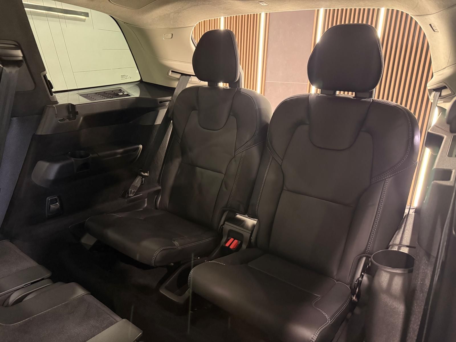 Volvo XC90 Ultra Dark Recharge*LED*RFK360°*7SITZER*