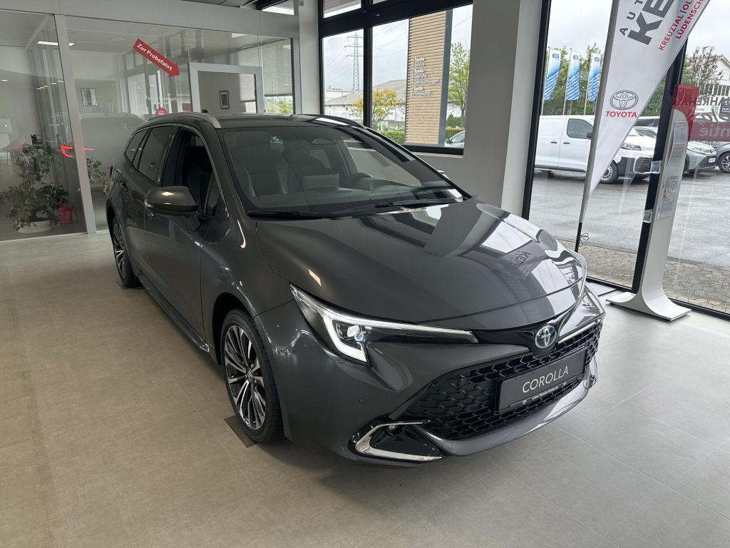 Toyota Corolla 2.0 Hybrid Touring Sports Team D