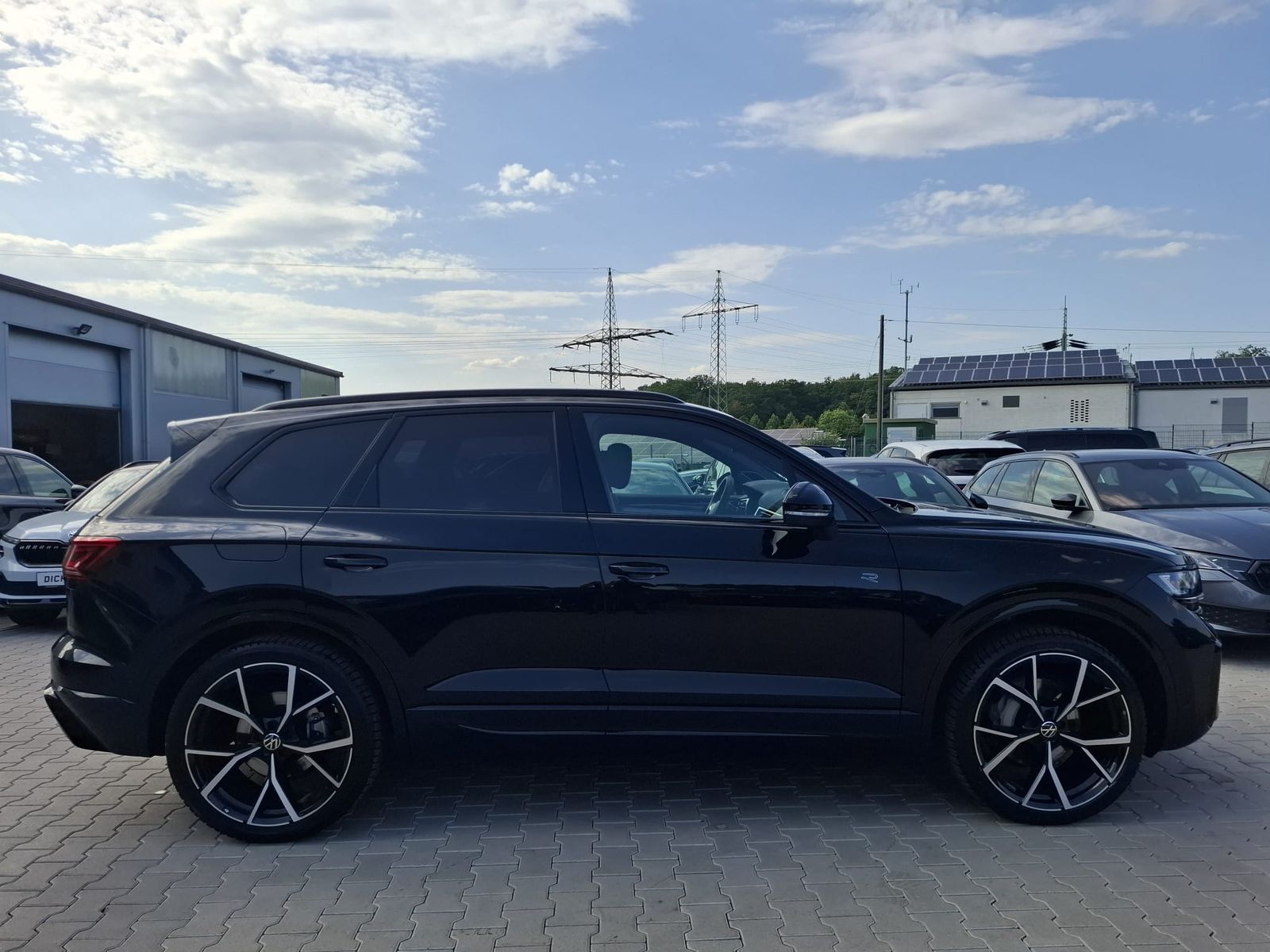 Volkswagen Touareg 3.0TDI 4M R-Line VOLL Black 22" UPE 114T