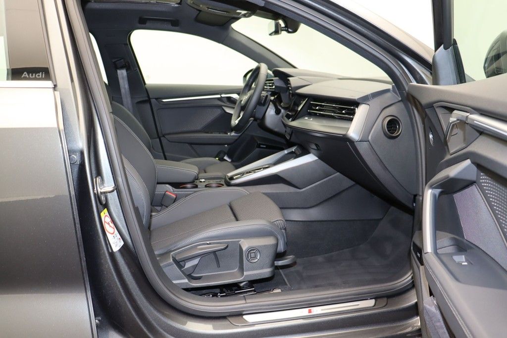 Audi A3 Sportback 35 TDI S line - Samsaru's Car Outlet
