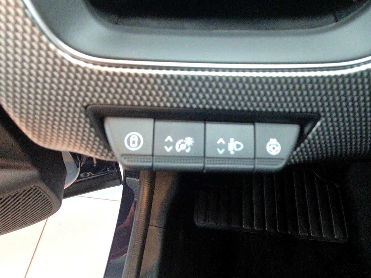 Renault Arkana TECHNO E-Tech Full Hybrid - Samsaru's Car Outlet