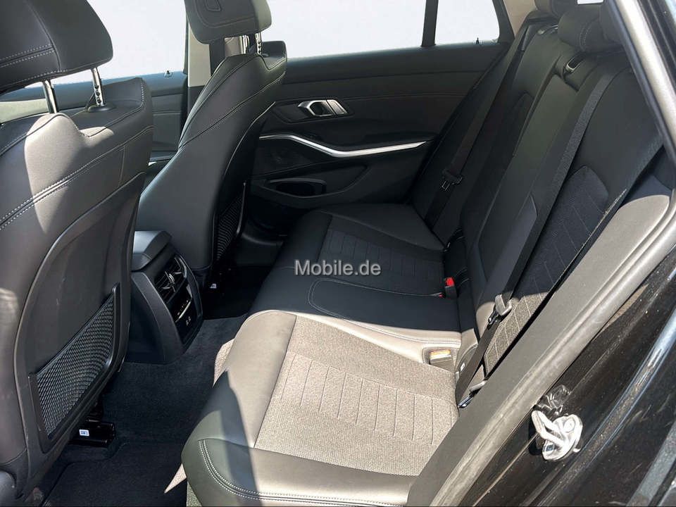 BMW 330e Touring Sport Line Automatic - Samsaru's Car Outlet