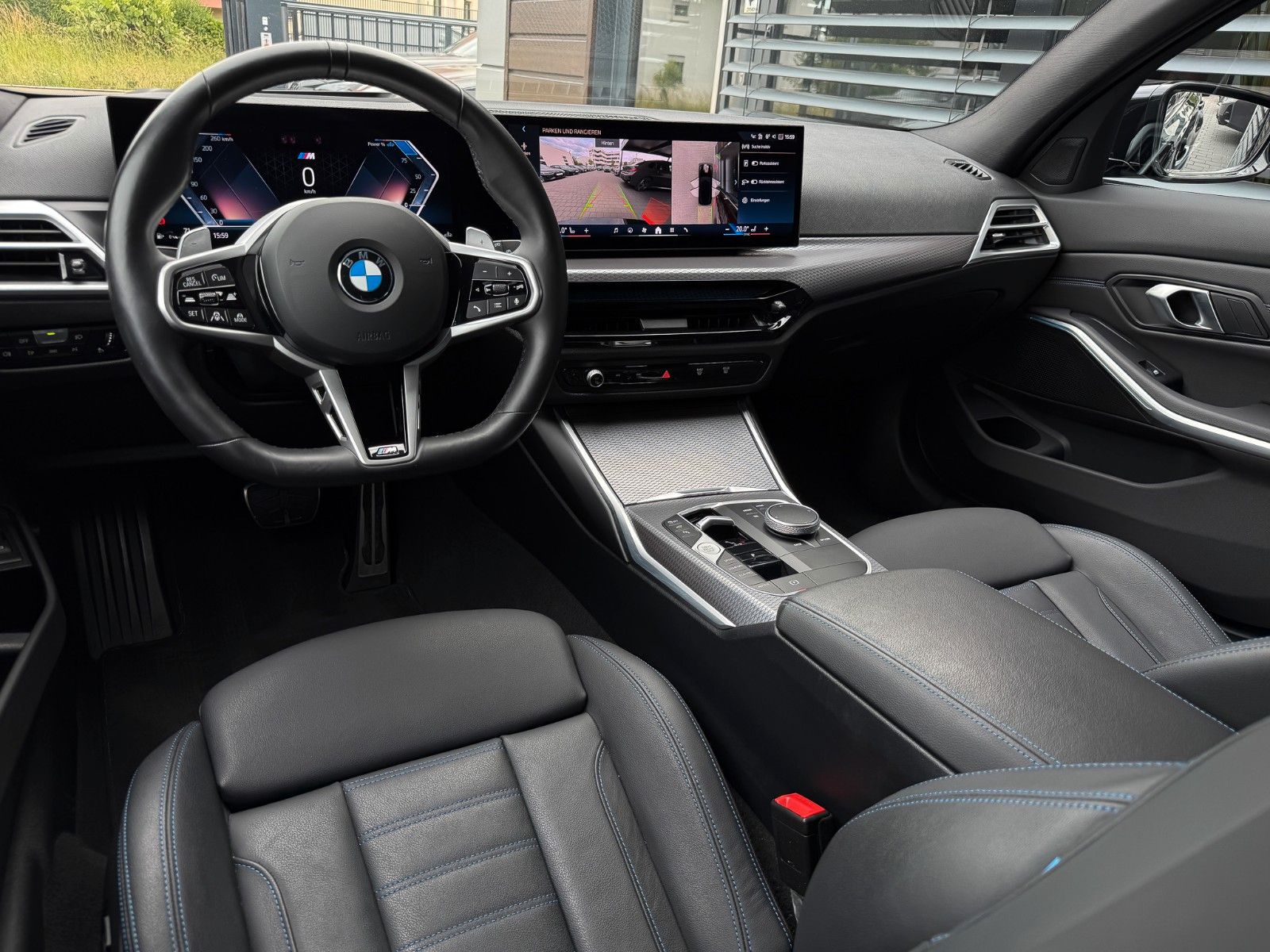 BMW 320d xD M Sport HuD AHK hifi StHzg 360° memory