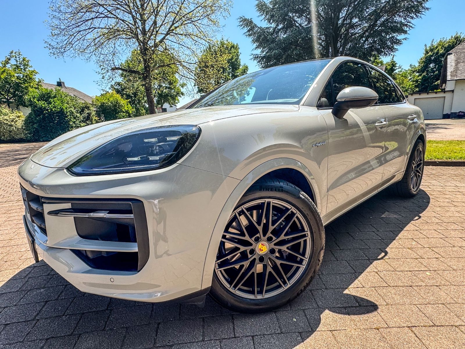 Porsche Cayenne Coupe E-Hybrid*PANO*21"*SITZB*SPORT CHRO