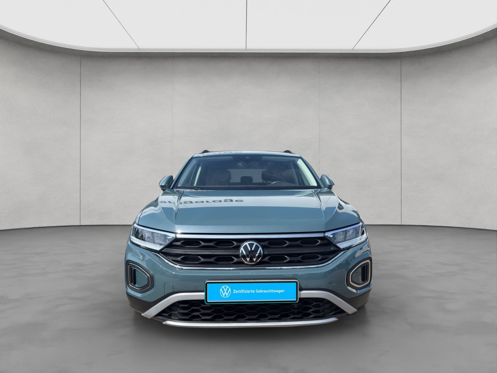 Volkswagen T-ROC Life 2.0 TDI - Samsaru's Car Outlet