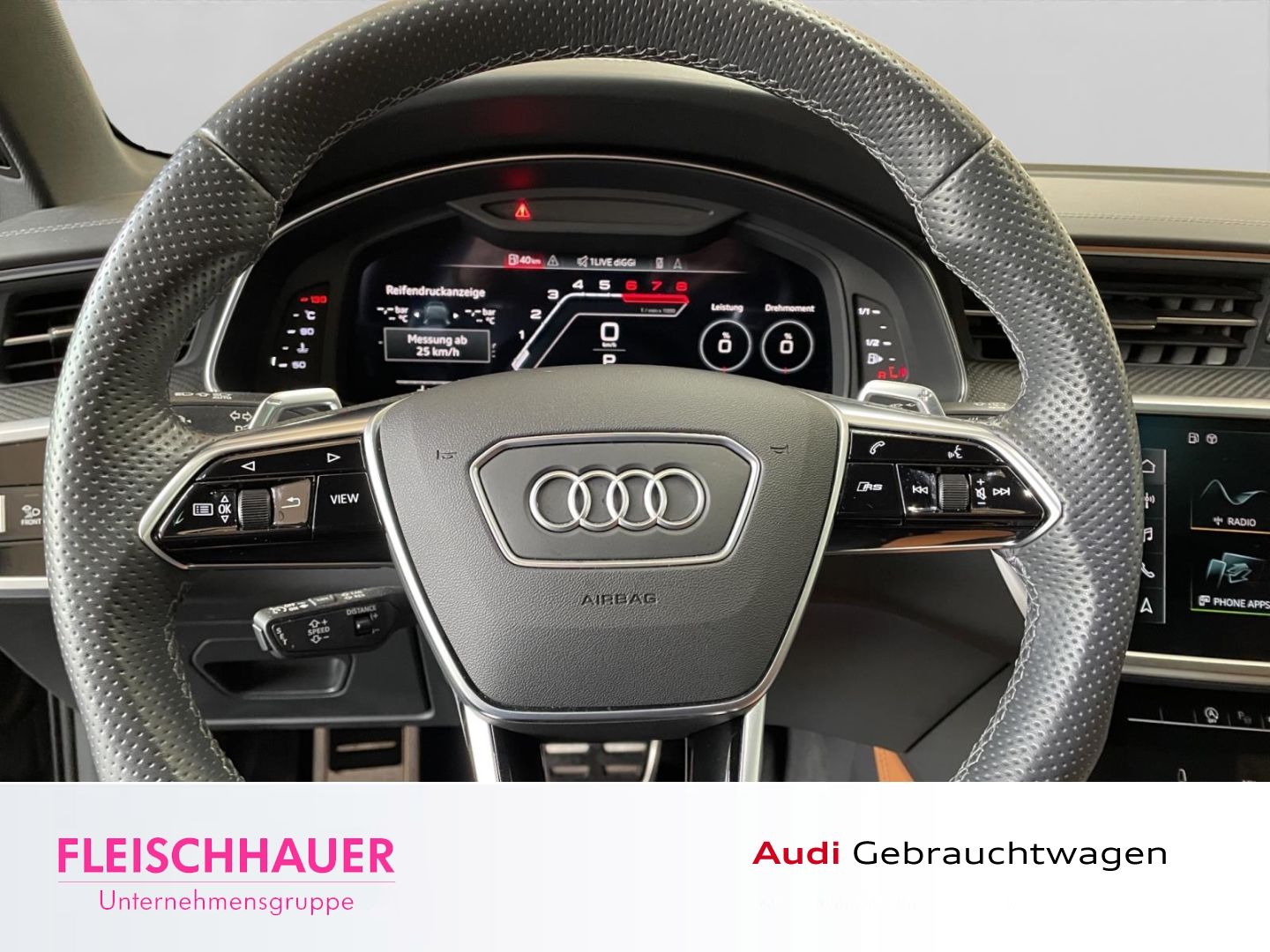 Audi RS6 Avant quattro HUD StandHZG Pano Navi Leder D