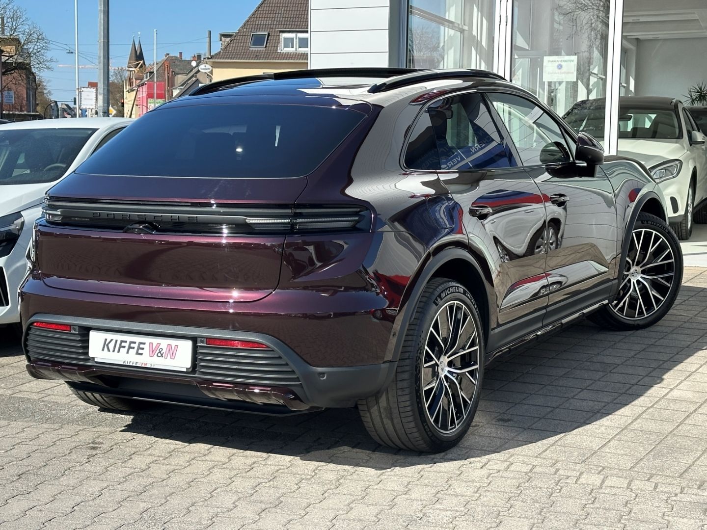 Porsche Macan 4 HUD KLIMASITZE PANO MATRIX BOSE KEYLESS