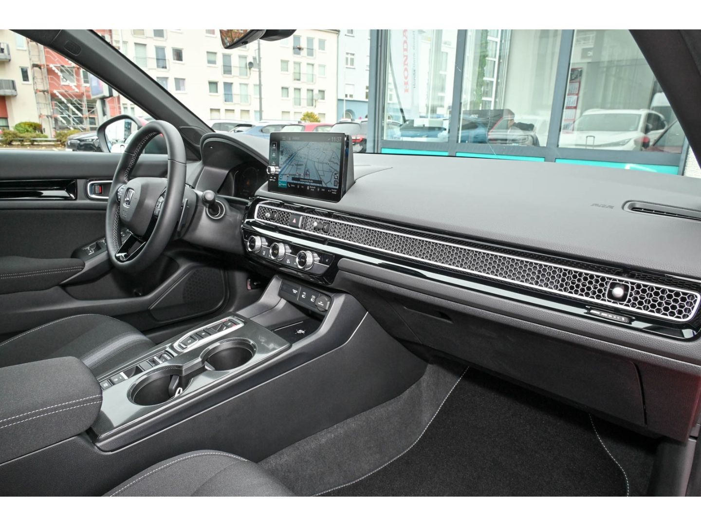 Honda Civic 2.0 HYBRID ELEGANCE SHZ+NAVI+R-KAM, 2x PDC