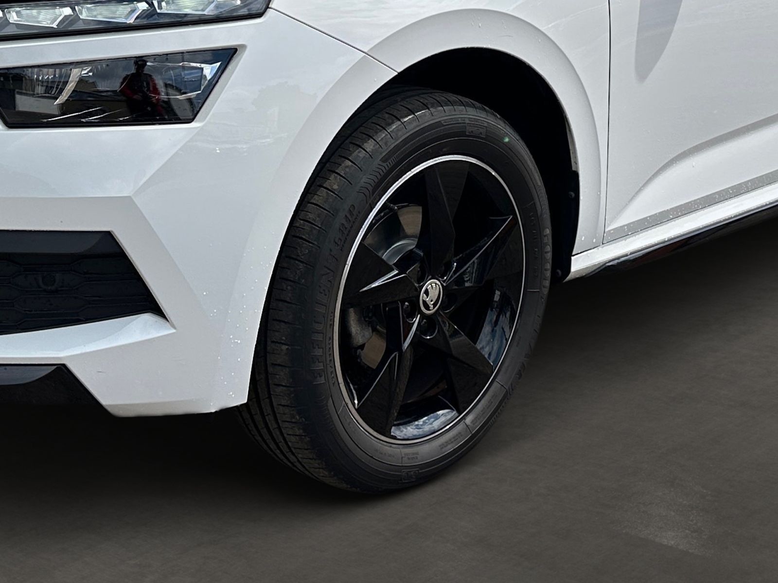Skoda KAMIQ TSI 1.0 MONTE CARLO - Samsaru's Car Outlet