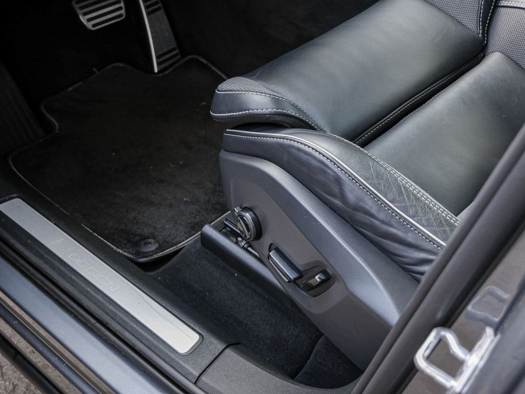 Volvo XC60 T4 R-Design Geartronic - Samsaru's Car Outlet