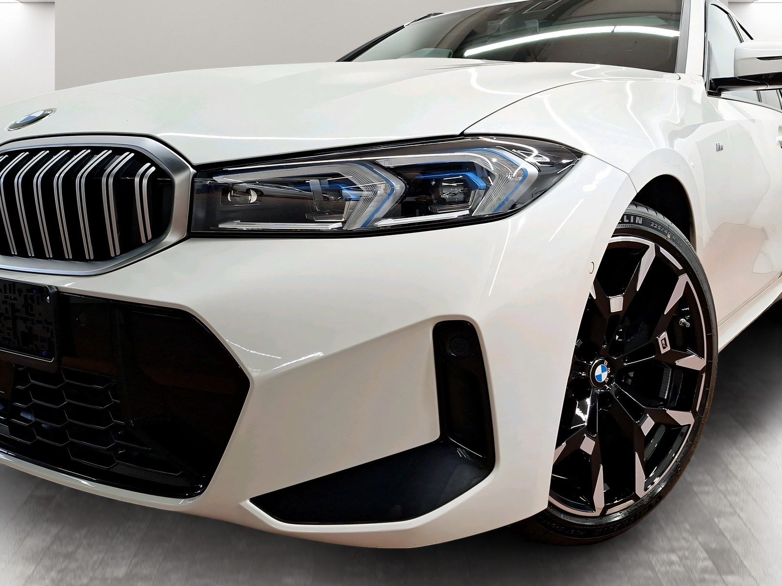 BMW 320d Touring M Sport LiveCockpitProf Kamera LED