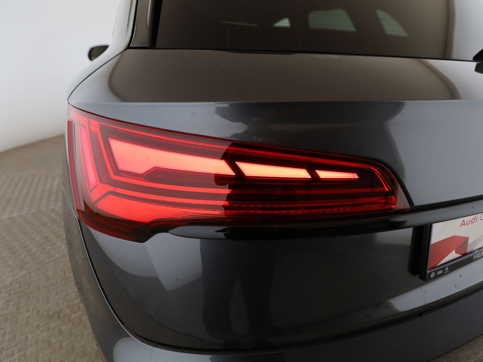 Audi Q5 50 TFSIe quattro S line HYBRID+AHK+Matrix+RFK