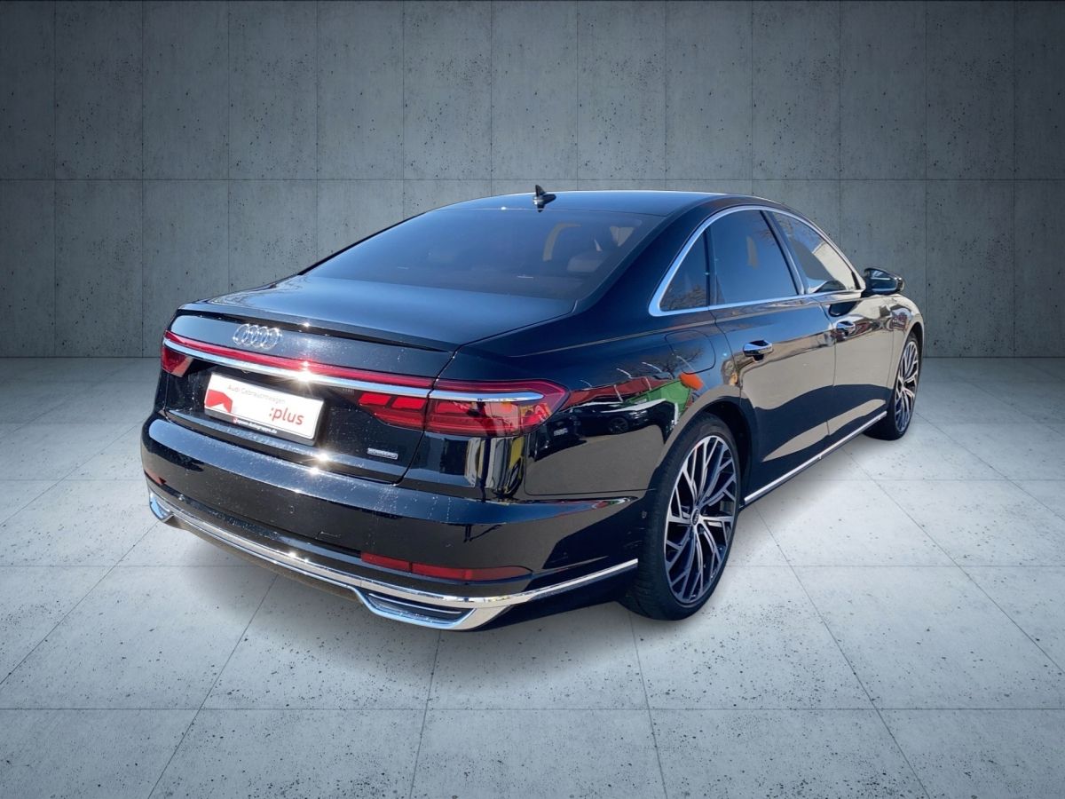Audi A8 60 TFSI e quattro - Samsaru's Car Outlet