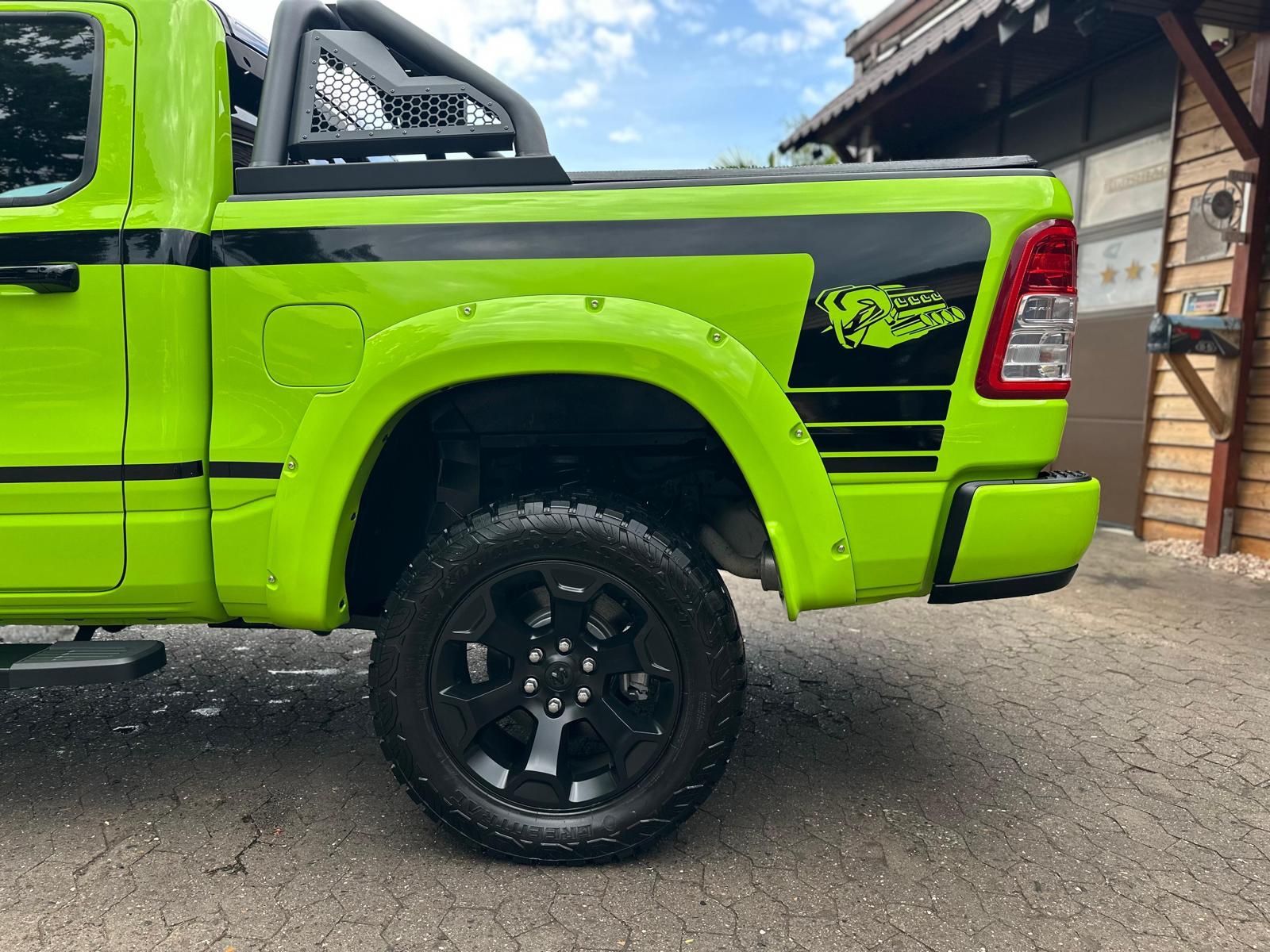 Dodge LIMITED*V8*4X4*AHK*LED*BÜGEL*OFFROAD*GARANTIE*