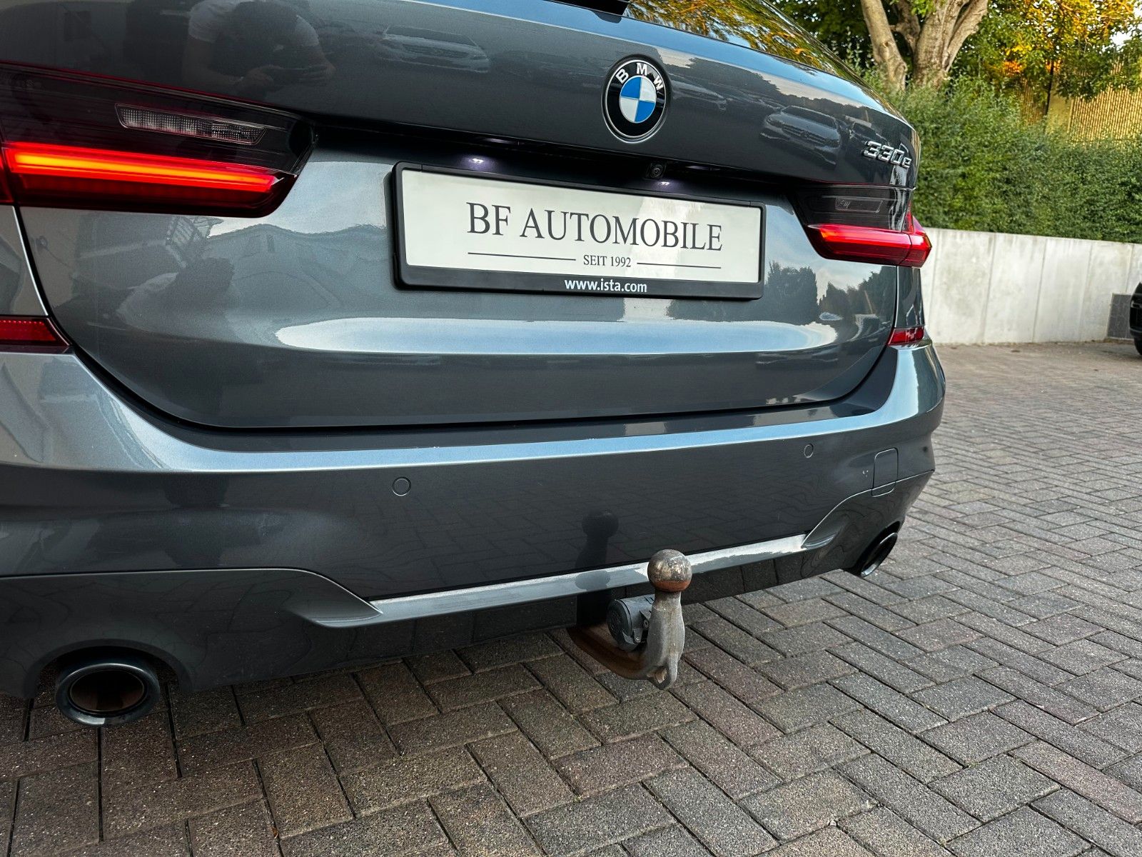 BMW 330e M Sport Shadow - Samsaru's Car Outlet