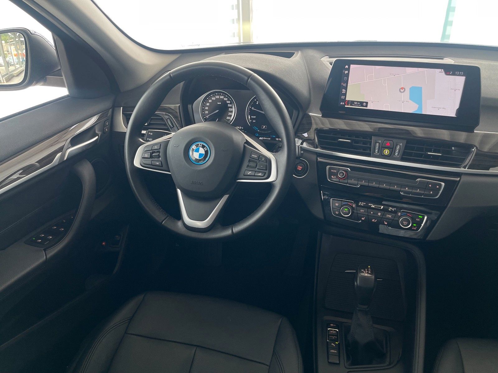 BMW X1 xDrive 25e Aut. - Samsaru's Car Outlet
