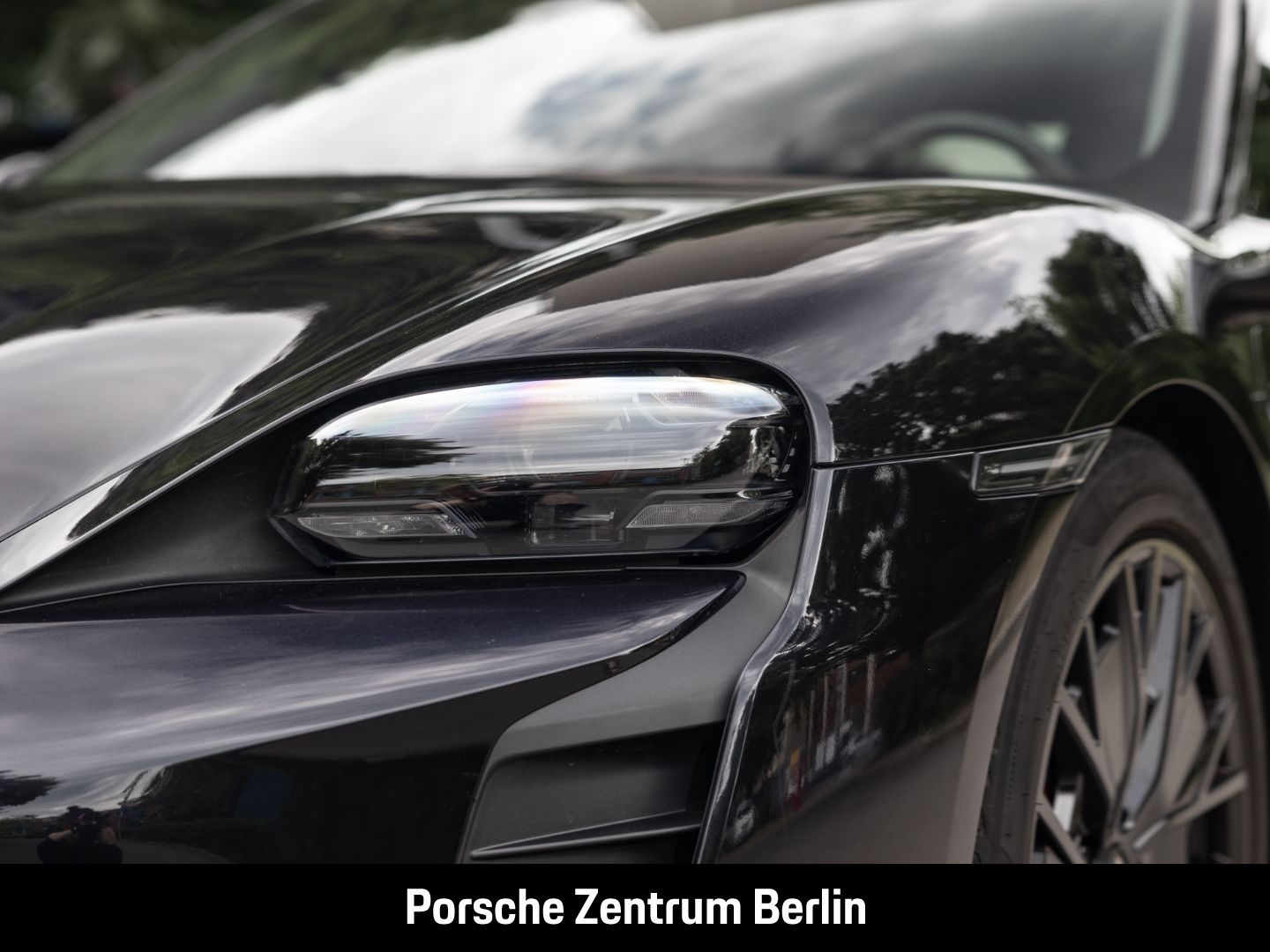 Porsche Taycan GTS BOSE Rückfahrkamera Panoramadach LED