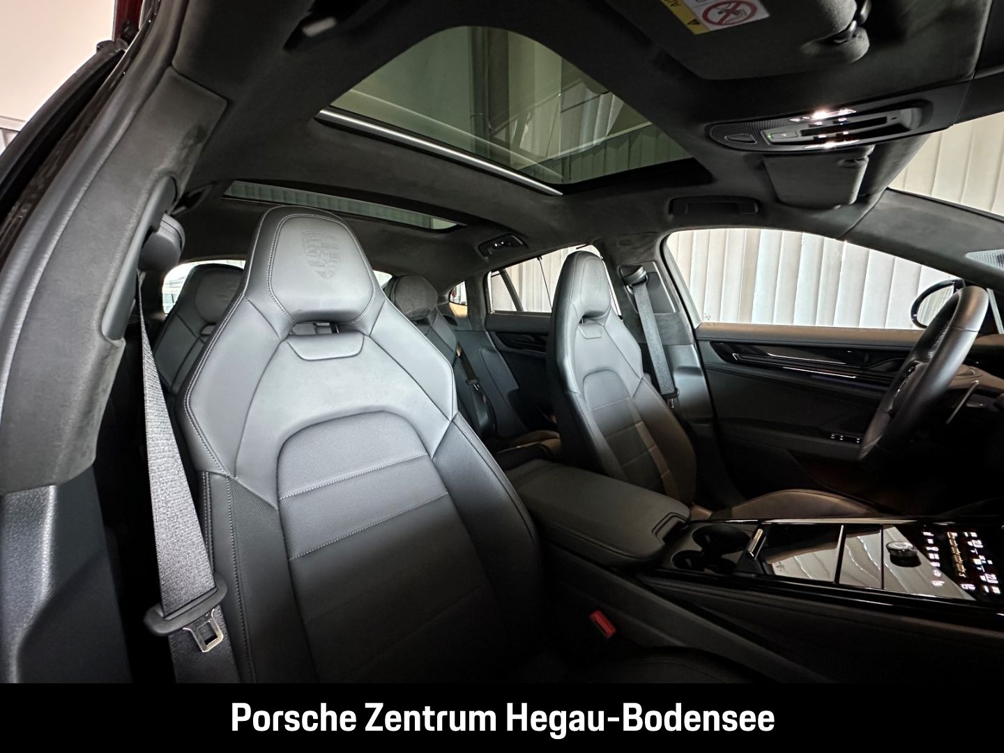 Porsche Panamera Turbo E-Hybrid/Active Ride/Sportabgasan