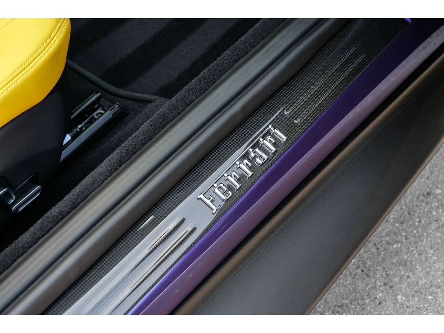 Ferrari Roma Spider - Samsaru's Car Outlet