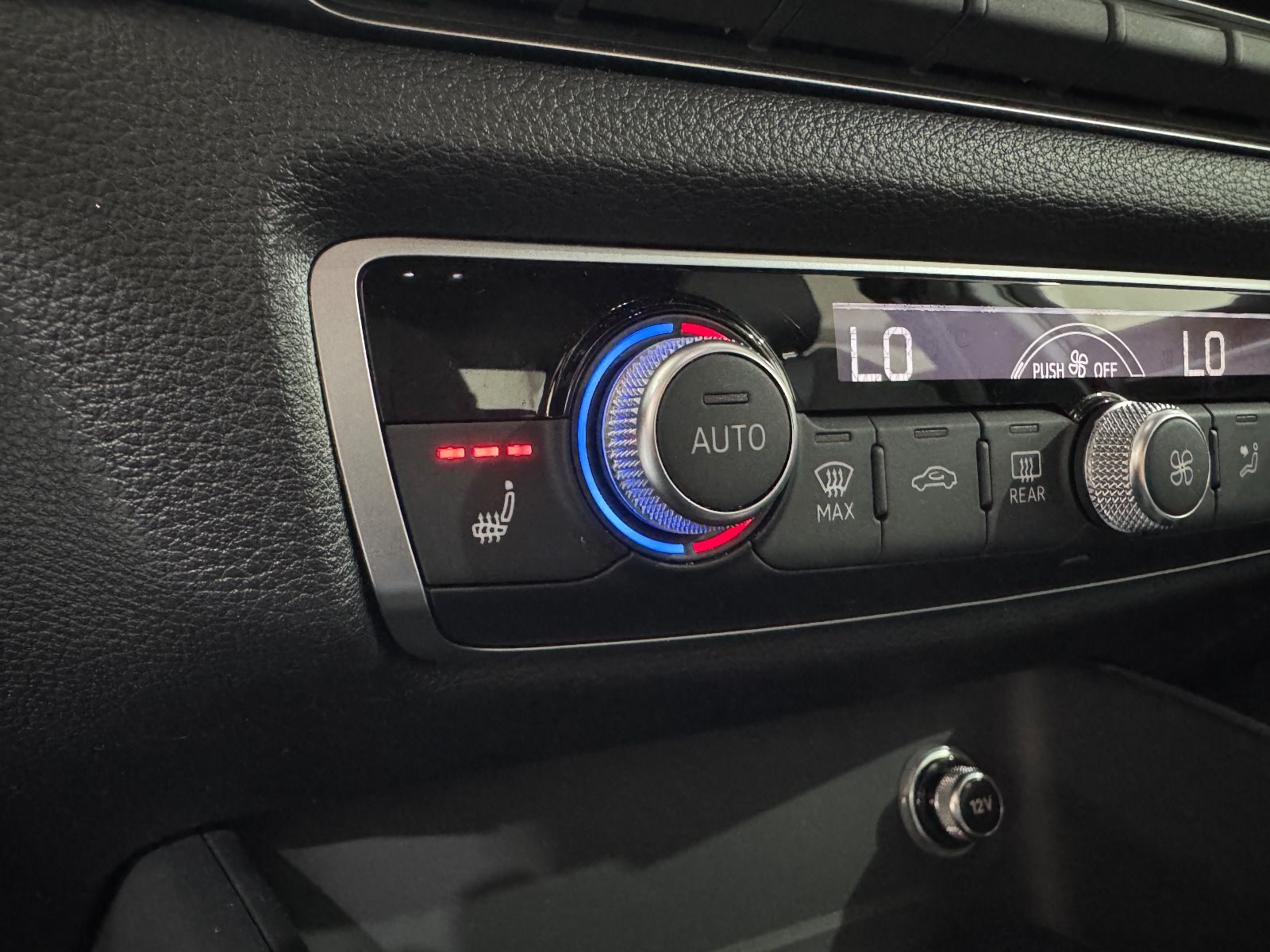 Audi A3 Sportback 40 e-tron sport - Samsaru's Car Outlet