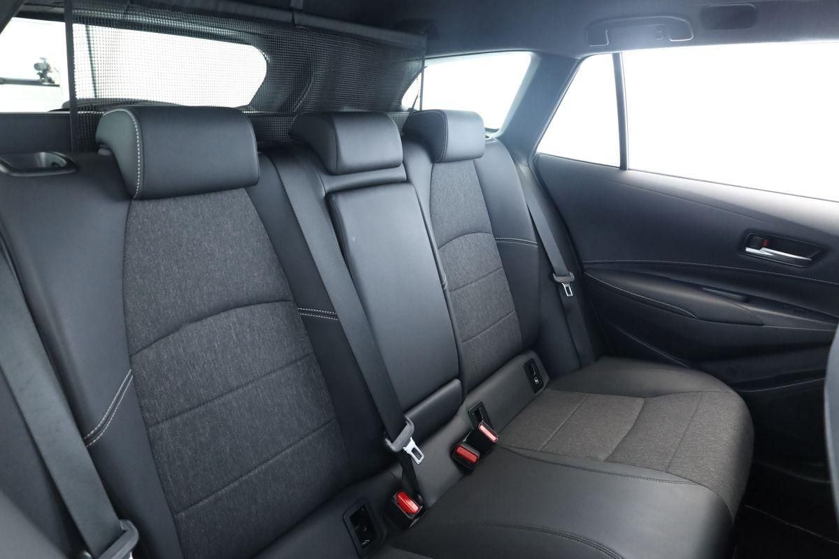 Toyota Corolla Touring Sports 2.0 CVT Team D Navi Kam