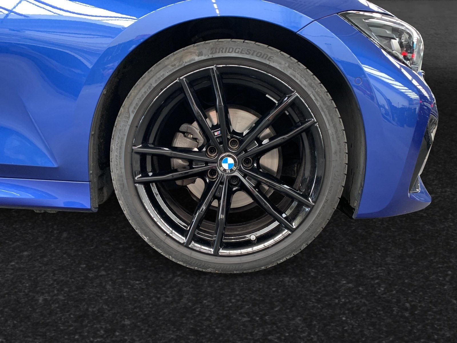 BMW 320i M Sport - Samsaru's Car Outlet