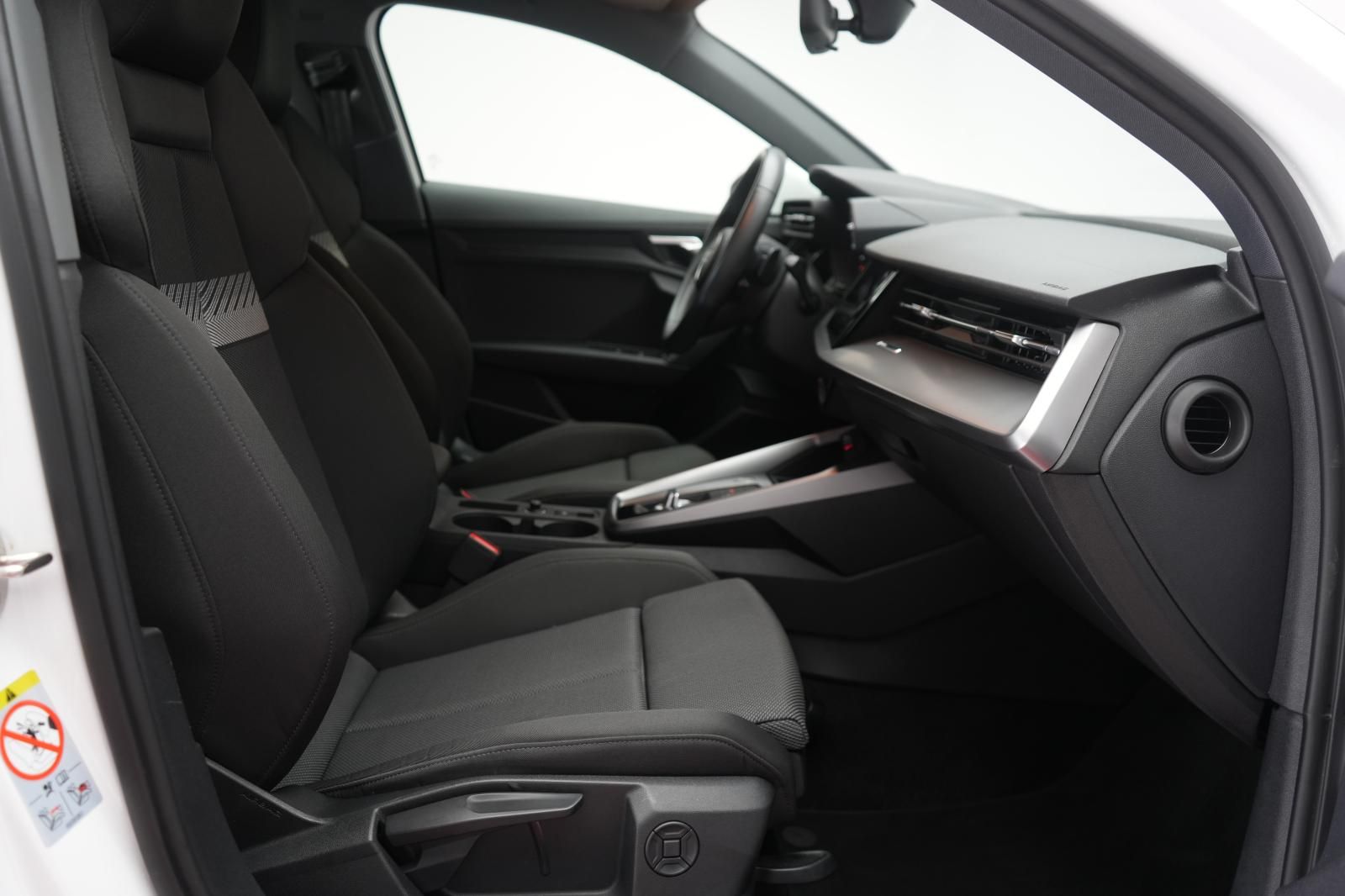 Audi A3 35 TFSI Sportback S tronic Advanced CarPlay/A