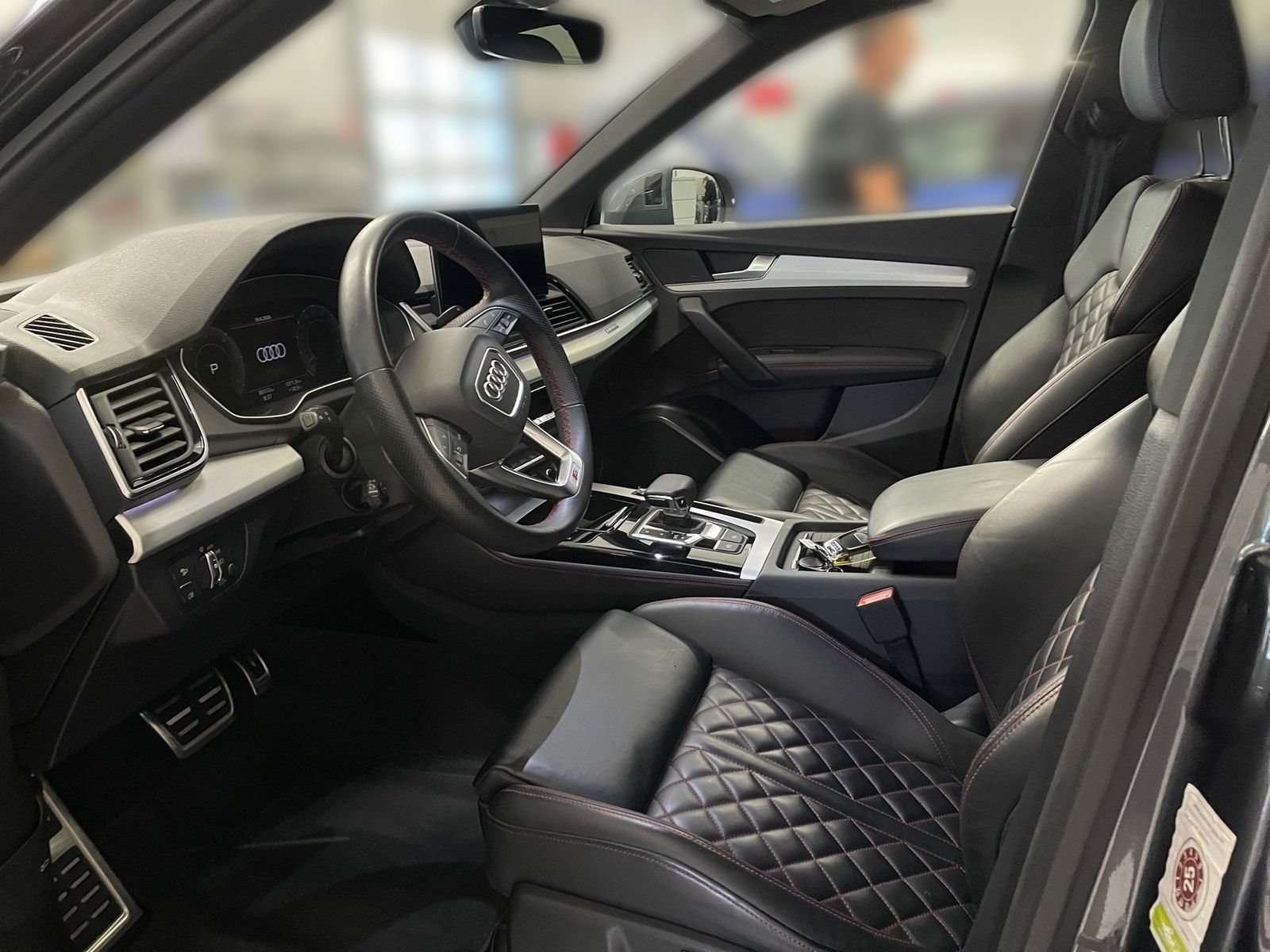Audi Q5 40 TDI quattro S line *AHK*MATRIX*PANO*