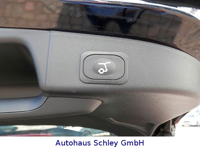 Ford Focus Turnier ST-Line X*Autom*LED*B&O*HUD*