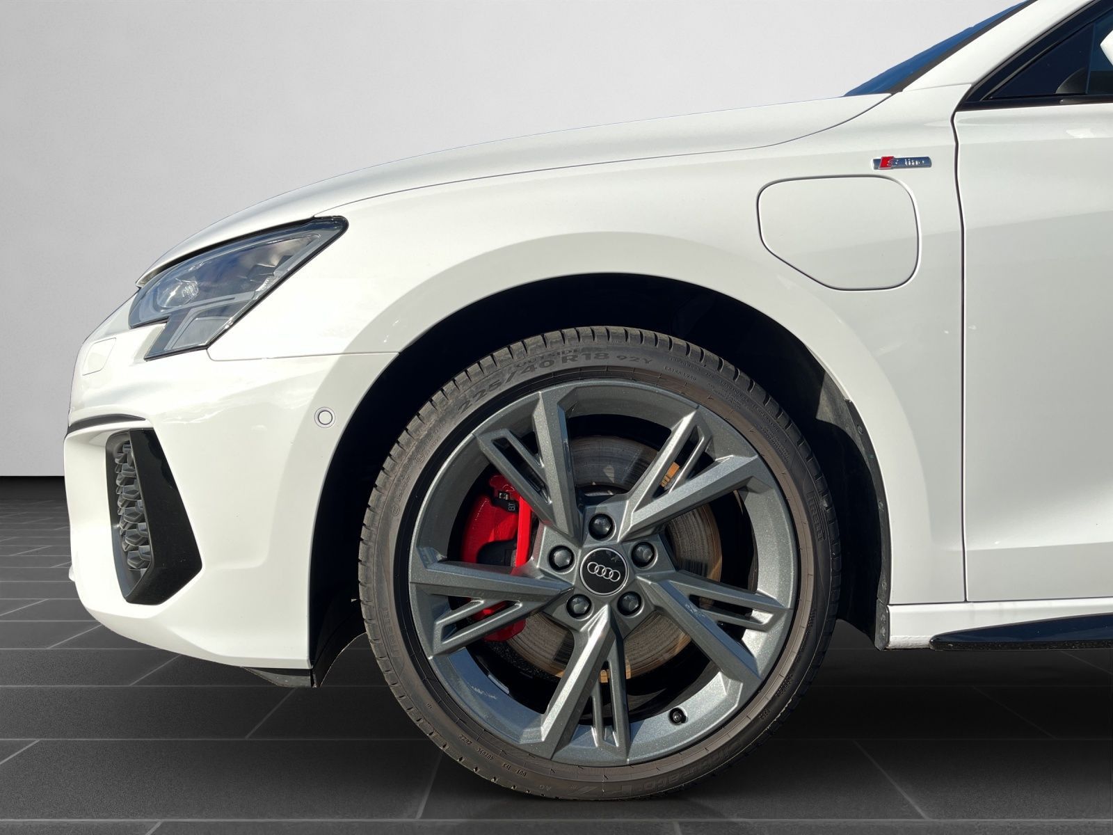 Audi A3 SportbackS line 45 TFSIe PANO SHZ KAM MMI 18"