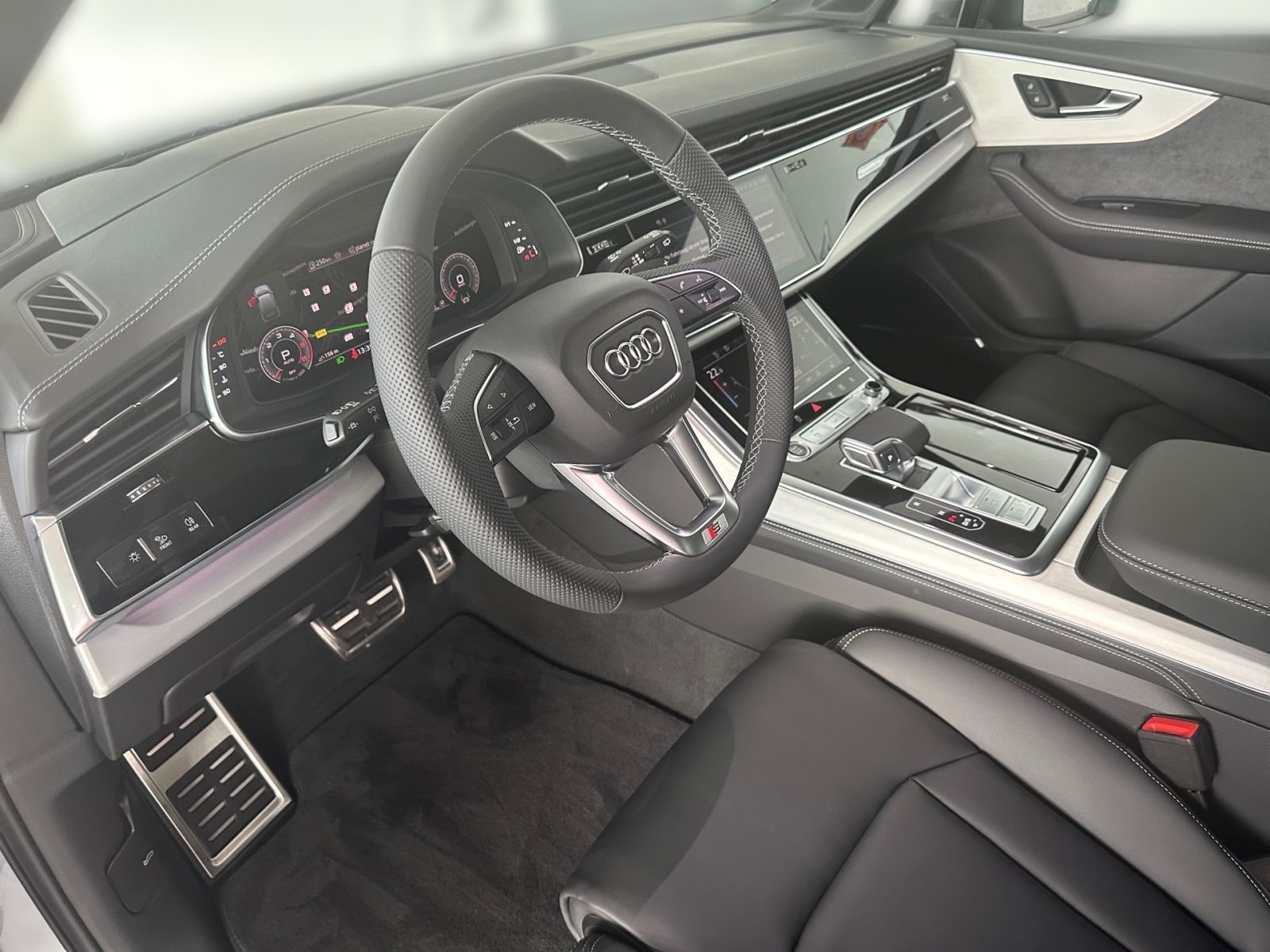 Audi Q7 SUV S line 45 TDI quattro 170(23 1) kW(PS) ti